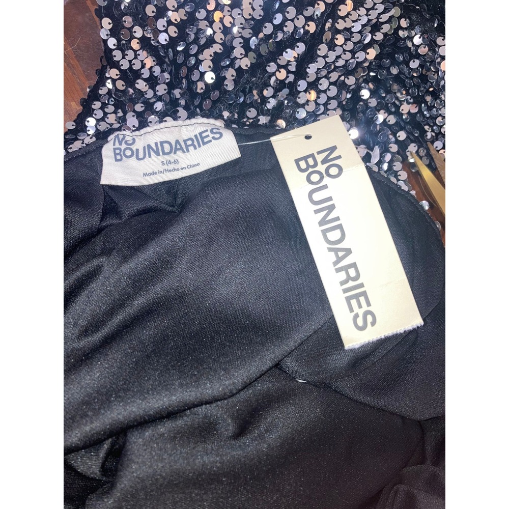 No Boundaries Womens Silver Sequin Flare Pants Black Metallic Bell Bottoms S 4-6 - Picture 4 of 7